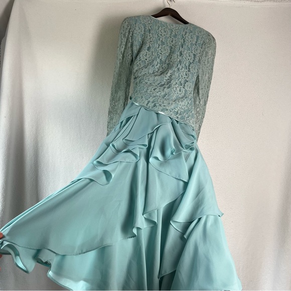 Vintage 70 80s Cheryl Kaye Sea Green Lace Asymmetric Cascading Ruffle Wrap Dress - Picture 15 of 16